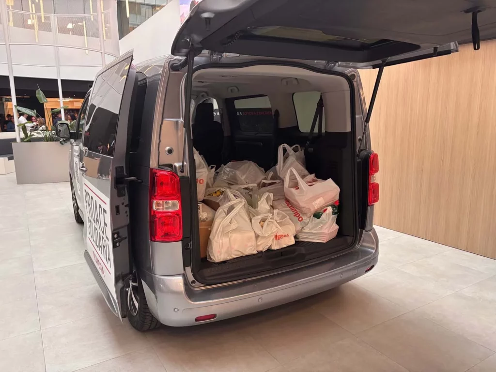TOYOTA proacesolidaria maletero Motor16