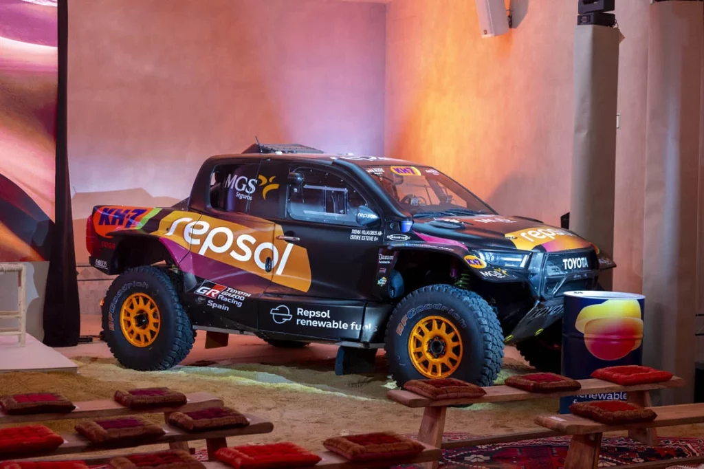 Toyota y Repsol, una gran alianza para conquistar el Dakar 3 Motor16 Toyota Gazoo Racing Dakar 2026 1 Motor16