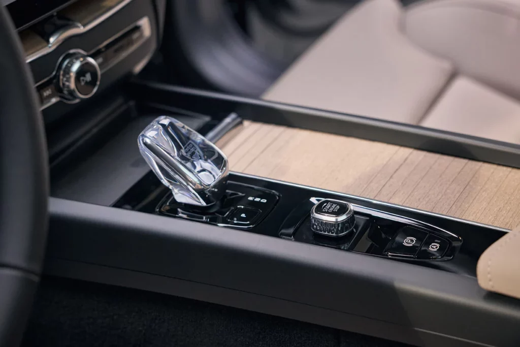 VOLVO XC60 Interior 164 Motor16