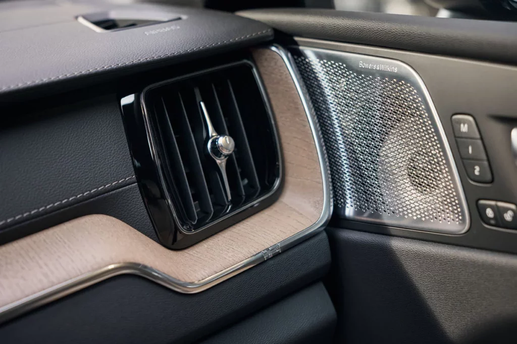 VOLVO XC60 Interior 194 Motor16