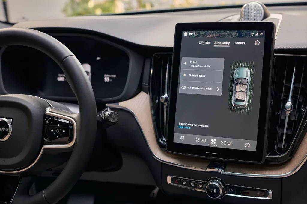 VOLVO XC60 Interior 237 Motor16