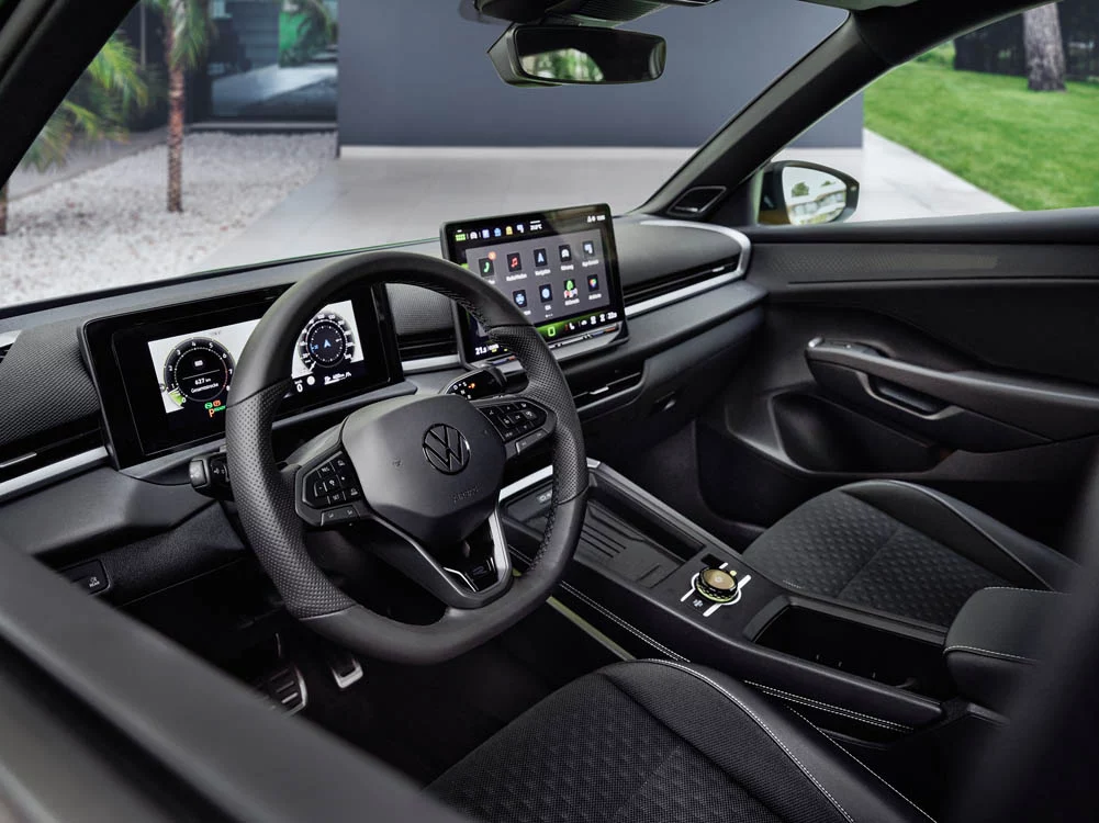 2025 Volkswagen T-ROC. Imagen interior.