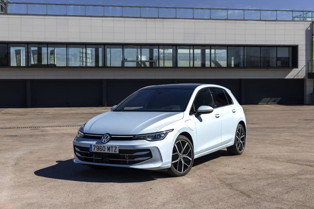 Las estrellas de la apuesta 0 emisiones de Volkswagen 14 Motor16 Volkswagen gama cero VW Golf 1 Motor16