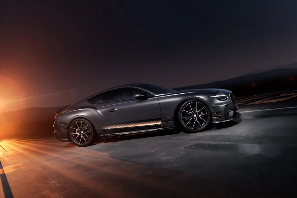 Bentley Supersports: El Continental GT más radical llega en 2027… y esto no ha hecho más que empezar 7 Motor16 bentley Supersports nuevo 2026 3 Motor16
