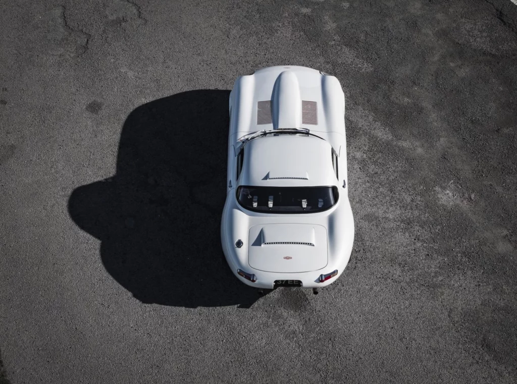 El Jaguar E-Type de Eagle es un radical restomod aligerado