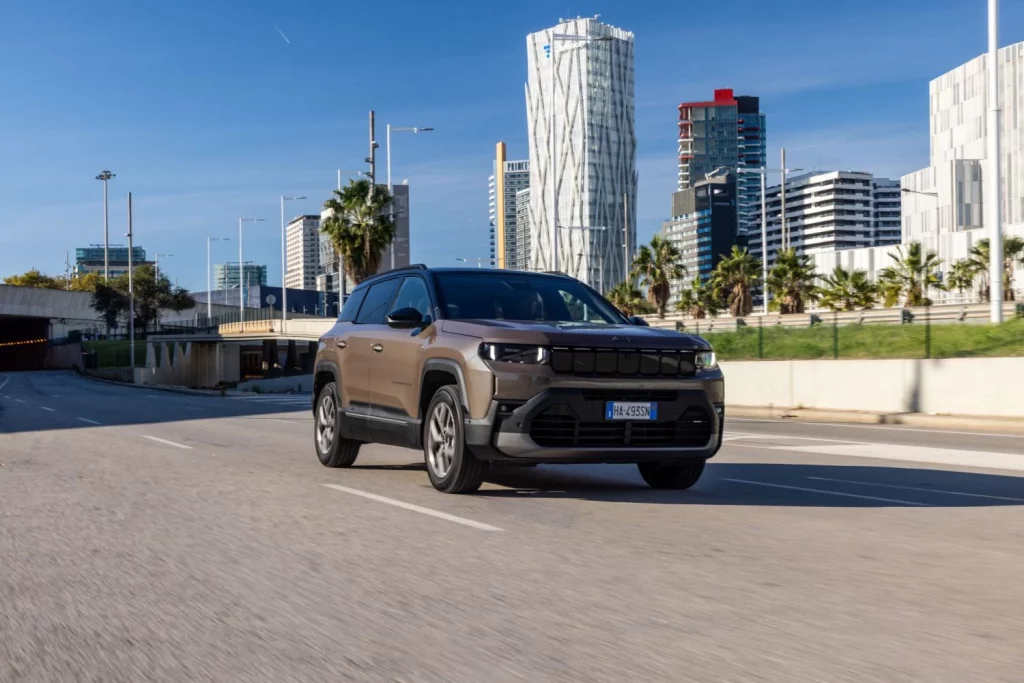 jeep compass 2026 nuevo primera prueba 12 Motor16