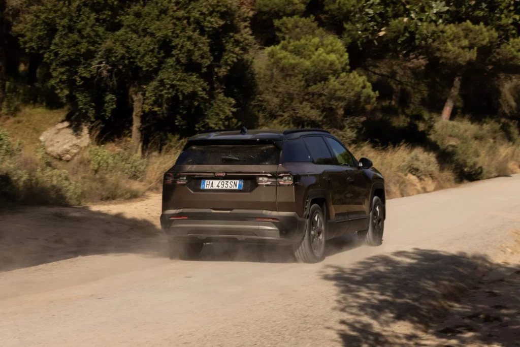 jeep compass 2026 nuevo primera prueba 15 Motor16