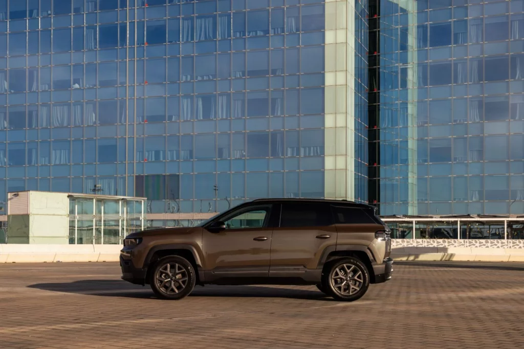 jeep compass 2026 nuevo primera prueba 17 Motor16