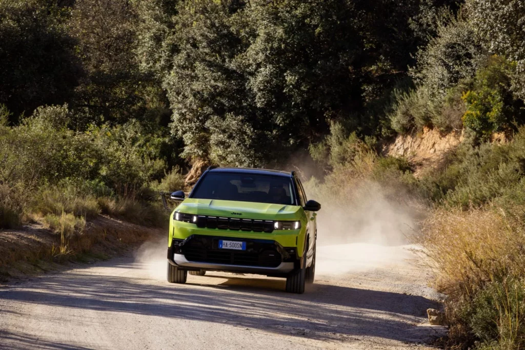 jeep compass 2026 nuevo primera prueba 65 Motor16