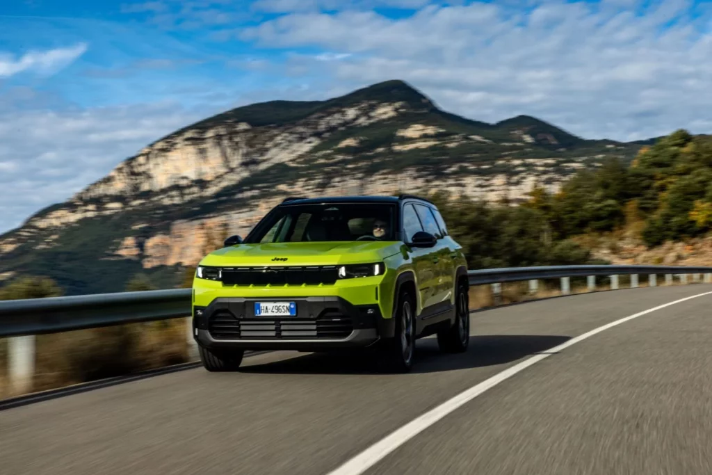 jeep compass 2026 nuevo primera prueba 67 Motor16