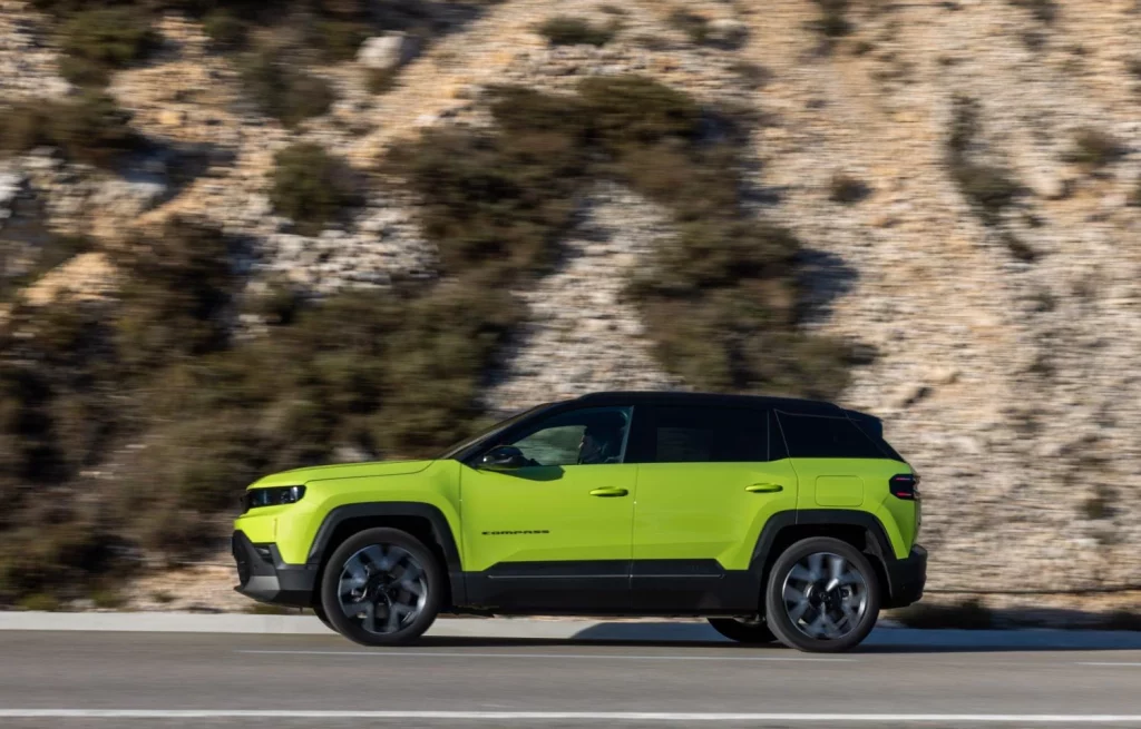 Primera prueba del Jeep Compass: Electrificado, capaz y muy Jeep