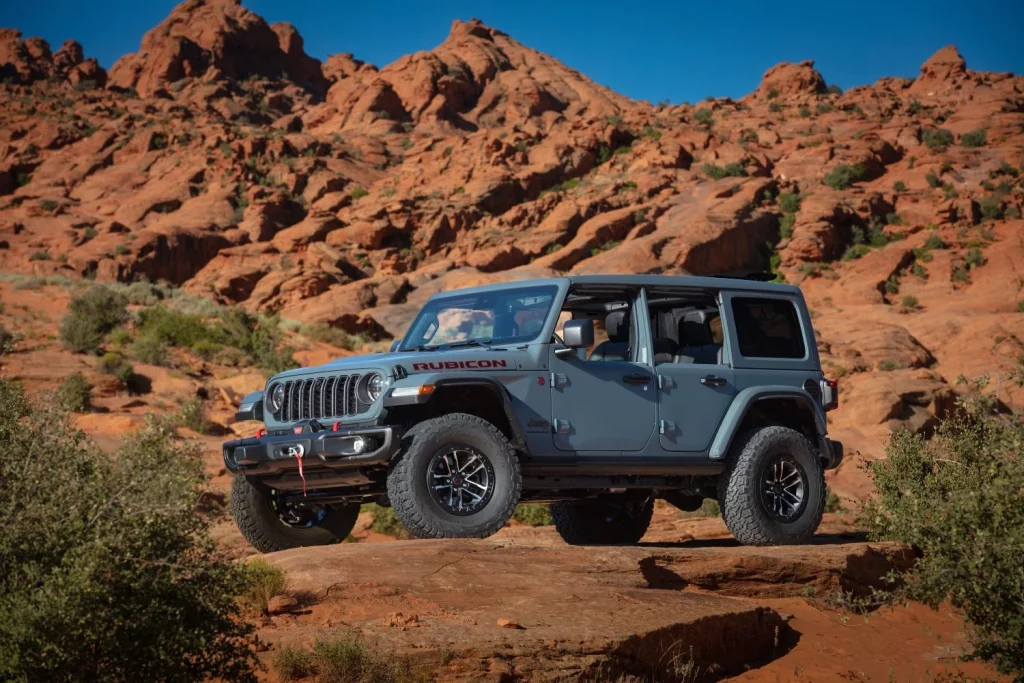 El Jeep Wrangler se renueva en 2026, con el Moab 392 de 477 CV como versión estrella 18 Motor16 El Jeep Jeep Wrangler se renueva en 2026, con el Moab 392 de 477 CV como versión estrella