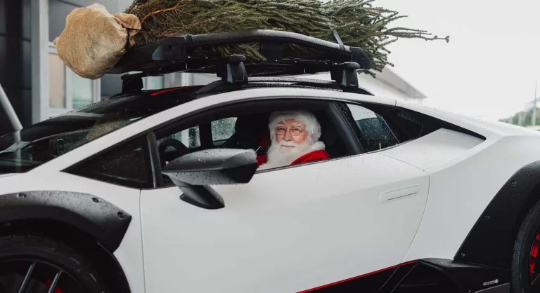 Guía de regalos de Lamborghini para Navidad: las mejores colaboraciones de la marca