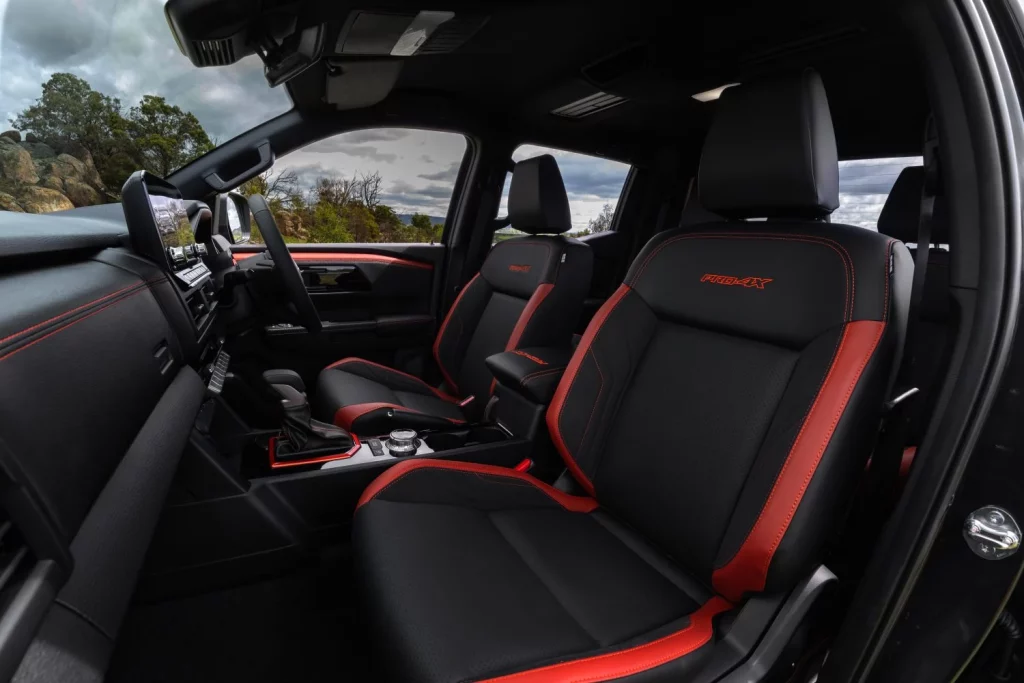 nissan navara d27 australia 11 Motor16