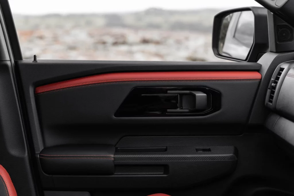 nissan navara d27 australia 14 Motor16