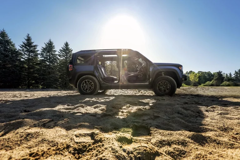 Jeep Recon: Un aventurero todoterreno eléctrico que llega con descuento encubierto y más potencia