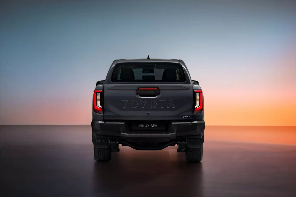 nuevo Toyota Hilux 2026 18 Motor16