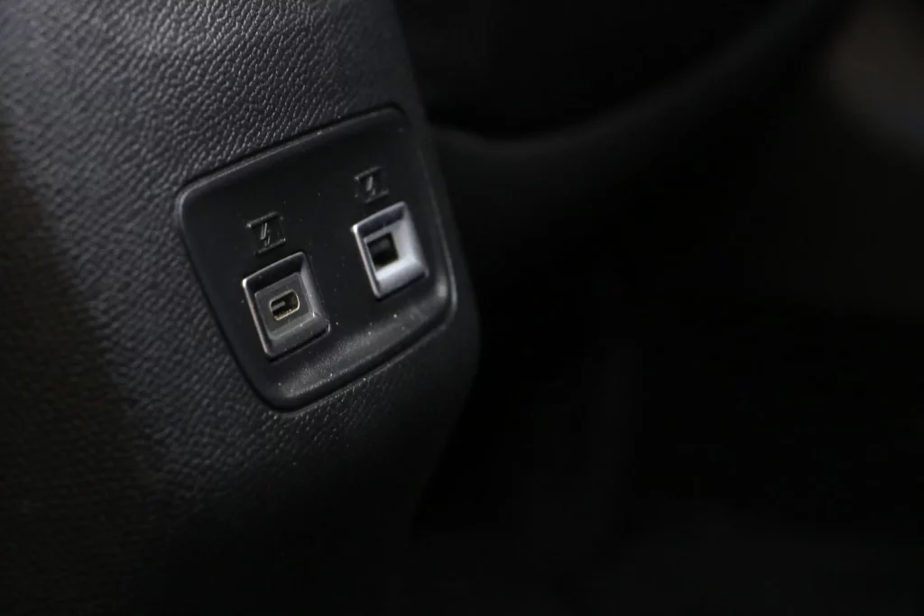 Prueba del Peugeot 208 Hybrid 110 e-DCS6 GT: Ágil y frugal 7 Motor16 Prueba del Peugeot 208 Hybrid 110 e-DCS6 GT: Ágil y frugal