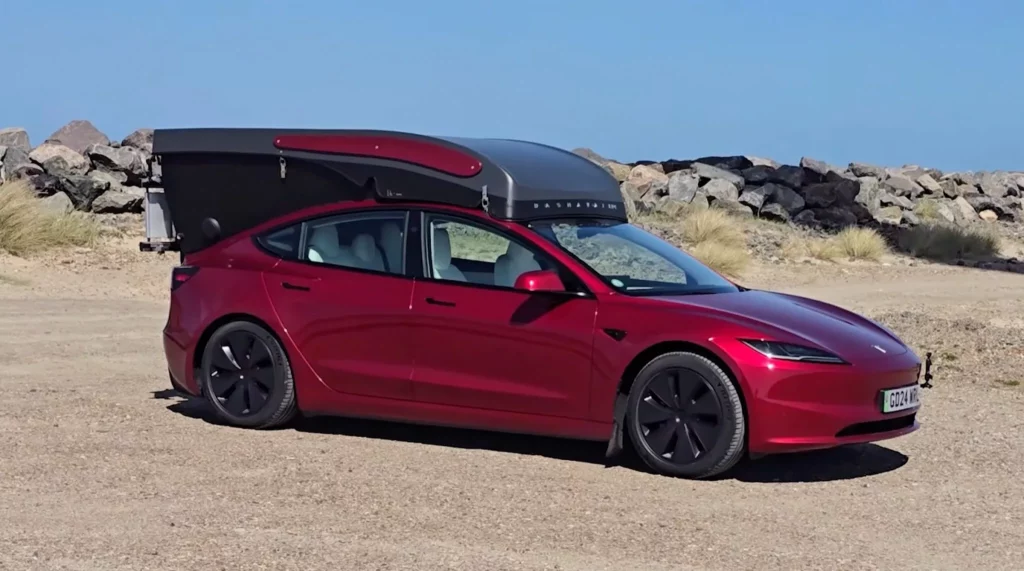 Este Tesla Model 3 remolca una mini-caravana gracias al fallido techo Wheelhome Dashaway eCT 21 Motor16 Este Tesla Model 3 remolca una mini-caravana gracias al fallido techo Wheelhome Dashaway eCT