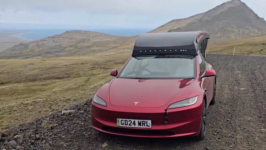 Este Tesla Model 3 remolca una mini-caravana gracias al fallido techo Wheelhome Dashaway eCT 19 Motor16 tesla model 3 camper auto caravana 18 Motor16