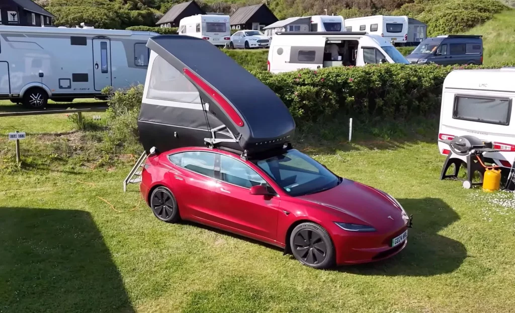Este Tesla Model 3 remolca una mini-caravana gracias al fallido techo Wheelhome Dashaway eCT 1 Motor16 Este Tesla Model 3 remolca una mini-caravana gracias al fallido techo Wheelhome Dashaway eCT