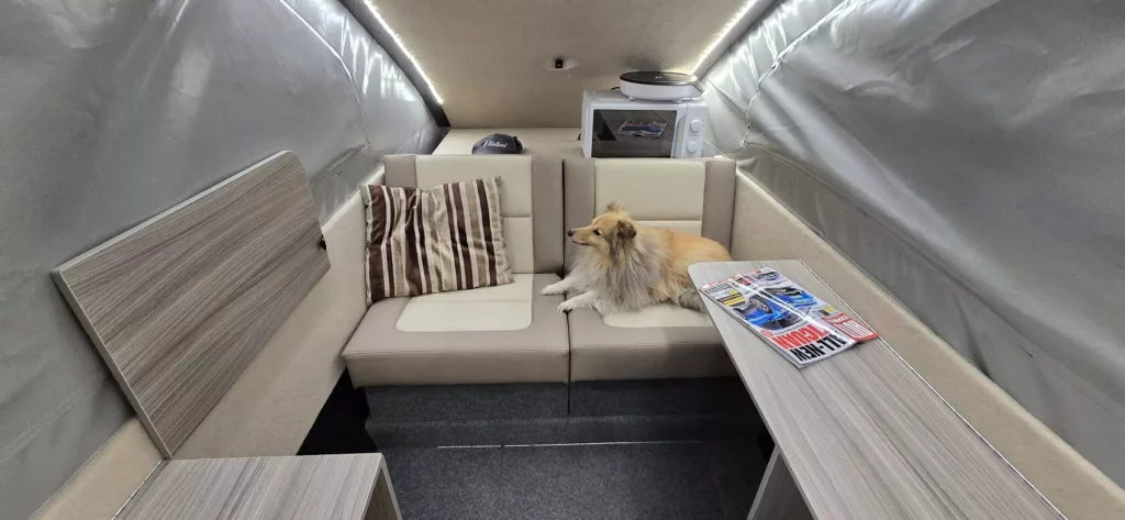 Este Tesla Model 3 remolca una mini-caravana gracias al fallido techo Wheelhome Dashaway eCT 11 Motor16 tesla model 3 camper auto caravana 9 Motor16