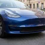 Este accesorio no viene de serie en tu Tesla, pero lo tienes en Amazon por menos de 50 euros.