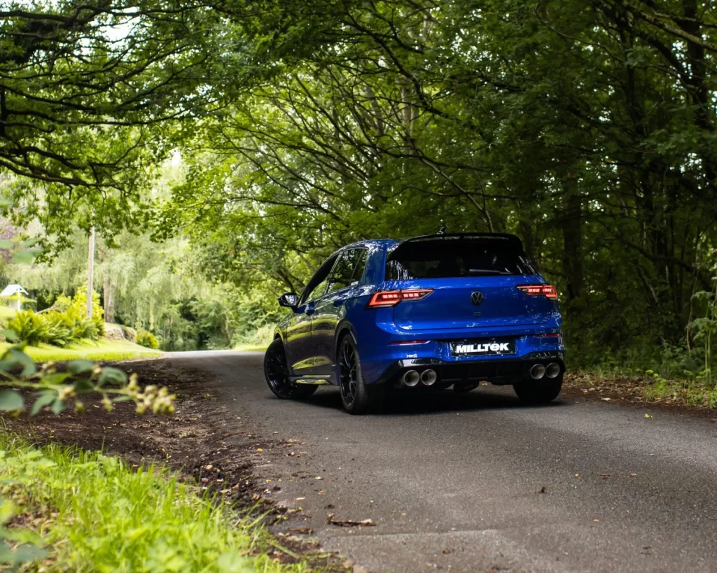 toyota gr yaris escape deportivo milltek 7 Motor16