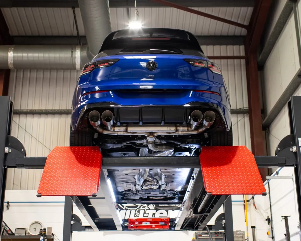 toyota gr yaris escape deportivo milltek 8 Motor16