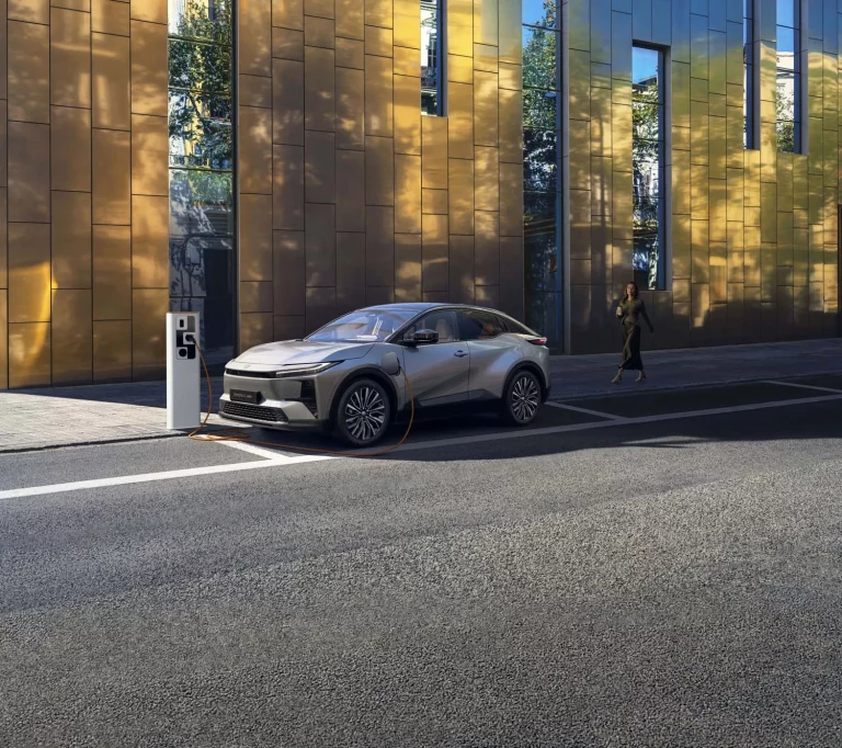 Toyota se va de gira por España para que pruebes su nuevo C-HR+ Electric