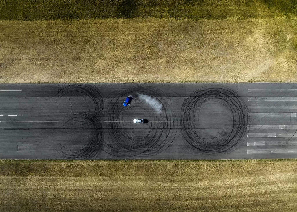 El característico 1-2-4-5-3 de Audi cumple 50 años. Una solución que rompía moldes 13 Motor16 14 Audi RS 3 Sedan performance edition Audi RS 3 Sportback performance edition Motor16