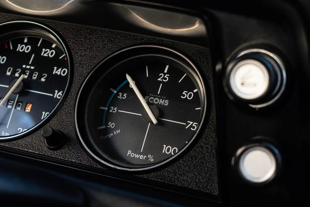 1972 BMW 2002te Bat EV 16 Motor16