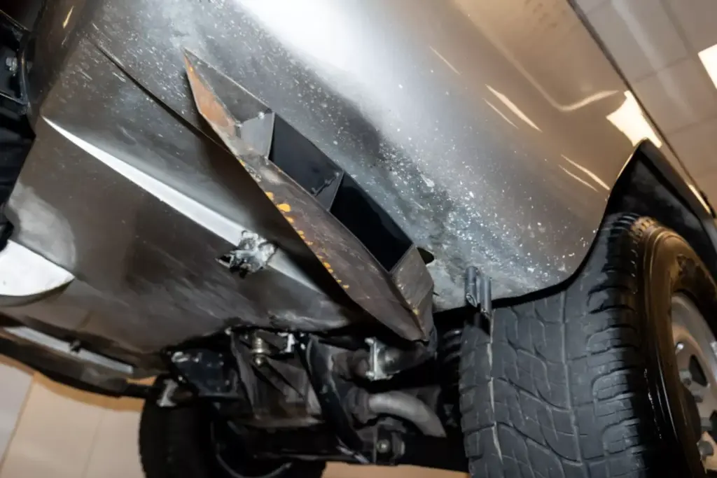 Este abuelo del Lamborghini Urus pasó por Brunéi, trabajó como autobús escolar y se ha vendido por una fortuna 39 Motor16 1986 Lamborghini LM002 Brunei Bat 5 Motor16