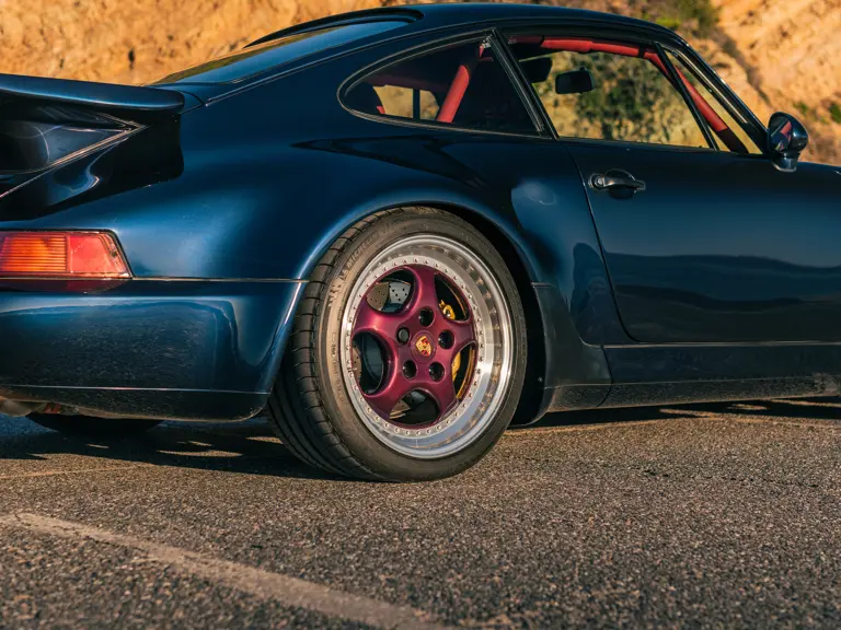 1993 Porsche 911 Turbo S RM Sothebys 18 Motor16