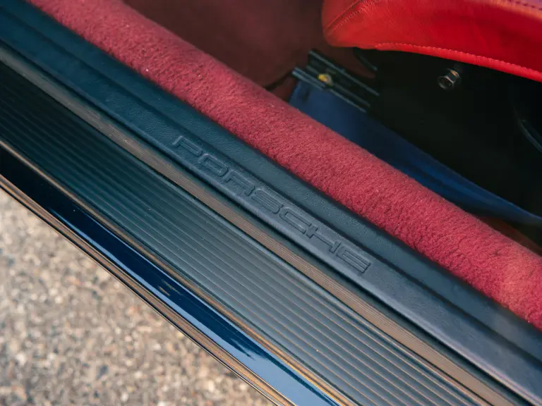 1993 Porsche 911 Turbo S RM Sothebys 19 Motor16