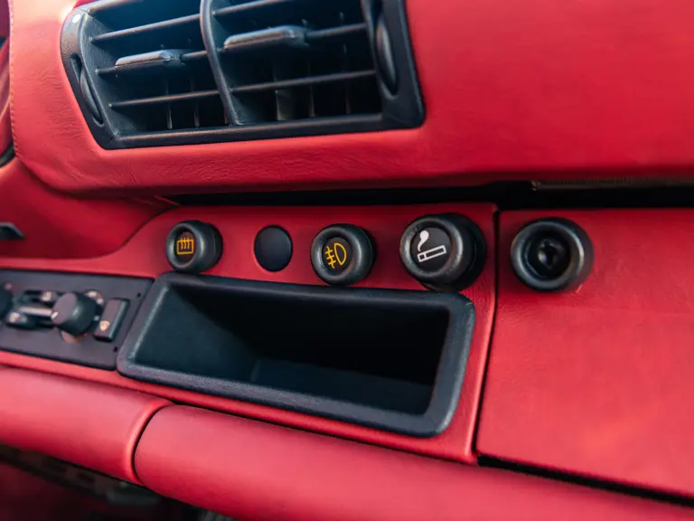 1993 Porsche 911 Turbo S RM Sothebys 47 Motor16