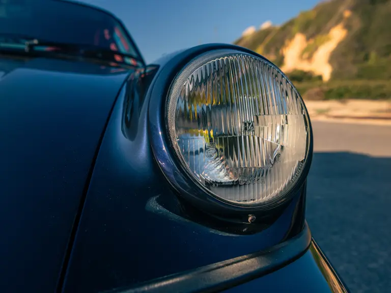 1993 Porsche 911 Turbo S RM Sothebys 5 Motor16