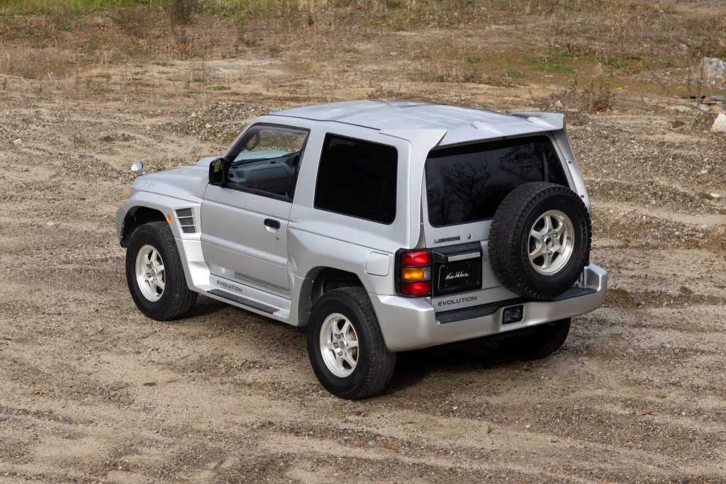 1997 mitsubishi pajero evolution BaT 2 Motor16