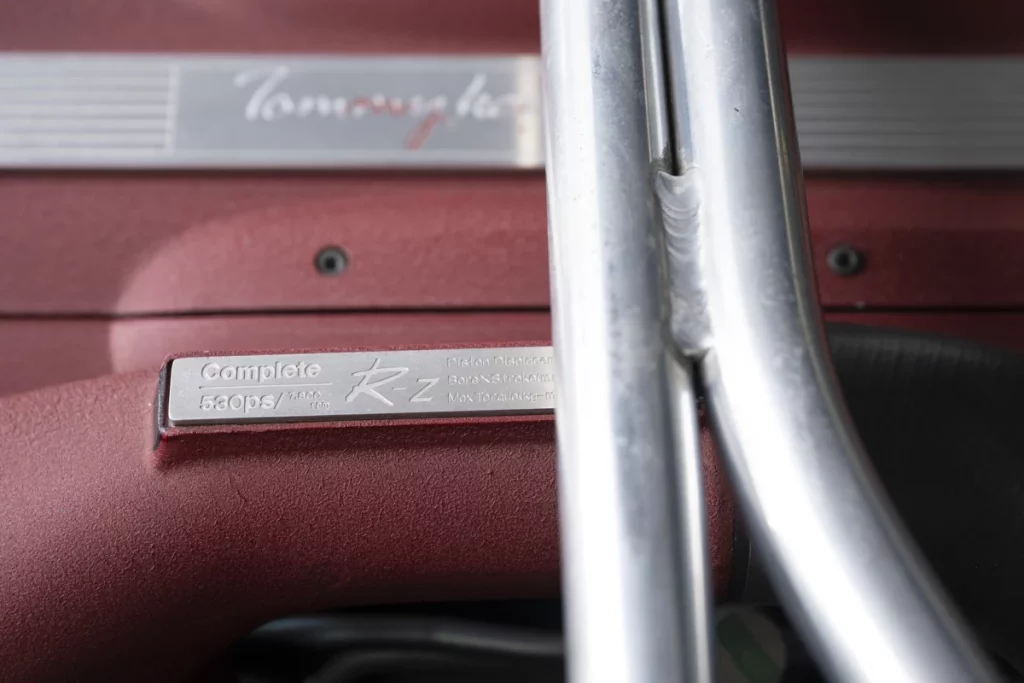 Parece un Nissan GT-R R34 'normal'. Pero es tan especial que costará más de 500.000 euros 25 Motor16 1999 Nissan GT R R34 Tommykaira 7 Motor16