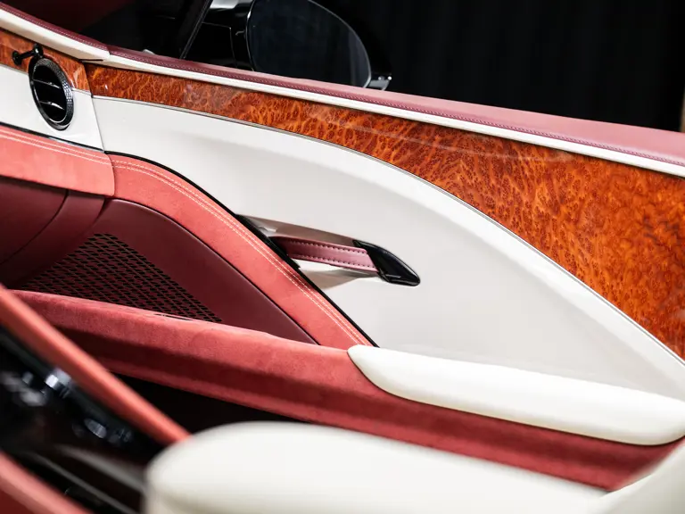 El 'roto' que este Bentley Bacalar subastado por RM Sotheby's le hace a su dueño 41 Motor16 2020 Bentley Bacalar Sothebys 20 Motor16