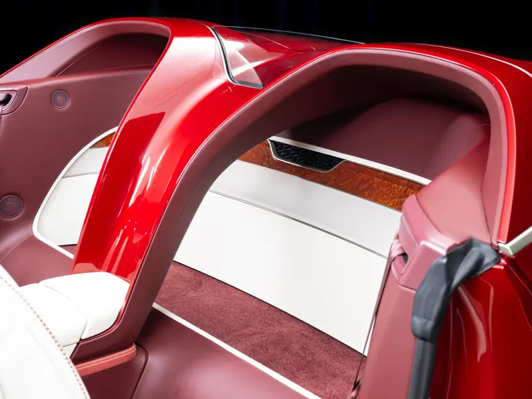 El 'roto' que este Bentley Bacalar subastado por RM Sotheby's le hace a su dueño 36 Motor16 2020 Bentley Bacalar Sothebys 24 Motor16