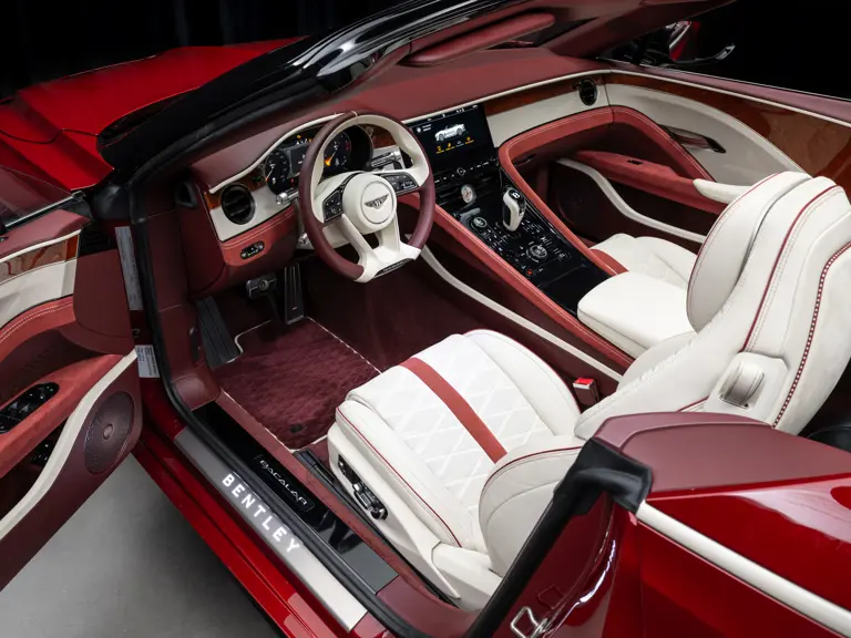 El 'roto' que este Bentley Bacalar subastado por RM Sotheby's le hace a su dueño 19 Motor16 2020 Bentley Bacalar Sothebys 25 Motor16