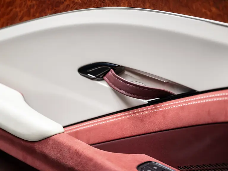 El 'roto' que este Bentley Bacalar subastado por RM Sotheby's le hace a su dueño 42 Motor16 2020 Bentley Bacalar Sothebys 28 Motor16