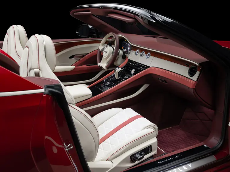 El 'roto' que este Bentley Bacalar subastado por RM Sotheby's le hace a su dueño 23 Motor16 2020 Bentley Bacalar Sothebys 36 Motor16