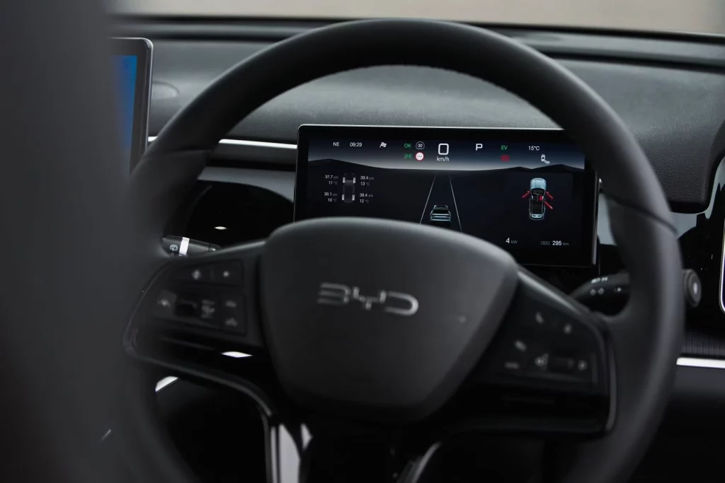 2025 BYD Sealion 5 australia 11 Motor16