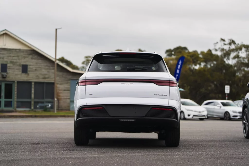 2025 BYD Sealion 5 australia 12 Motor16