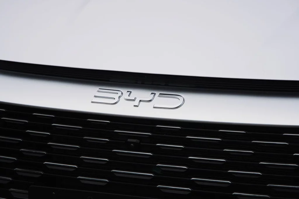 2025 BYD Sealion 5 australia 18 Motor16