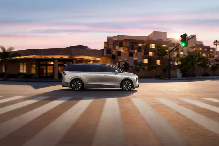 Buick estrena monovolumen de lujo en China con un nombre que le va al pelo