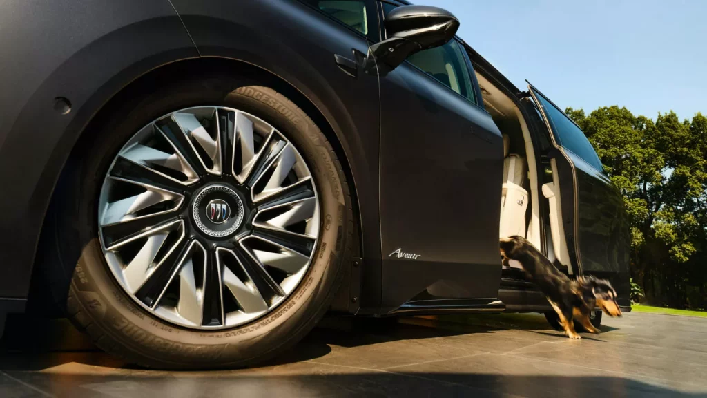 Buick estrena monovolumen de lujo en China con un nombre que le va al pelo 17 Motor16 2025 Buick Electra Encasa 2 Motor16