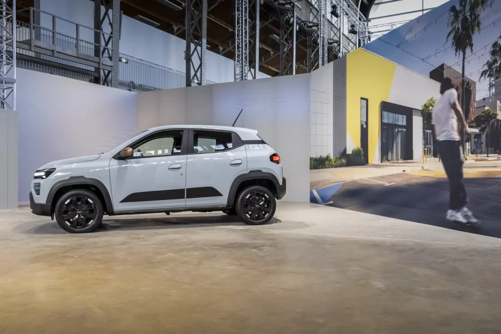 El mejorado Dacia Spring ya tiene precio... pero por ahora están en libras 8 Motor16 2025 Dacia Spring 5 Motor16